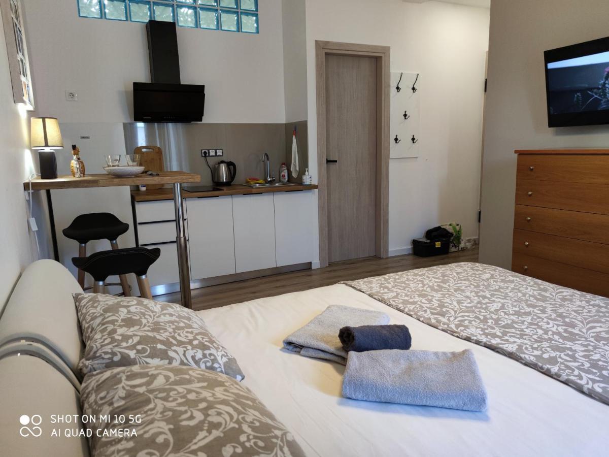 Studio In Kallithea Next To Kiprou Square Athen Eksteriør bilde